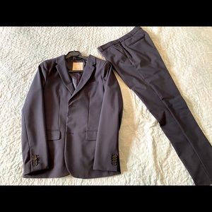 Zara kids suit-Size 13/14(156cm)